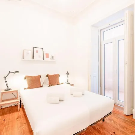 Guestready - Sunshine Nostalgia - Principe Real * Lisbon